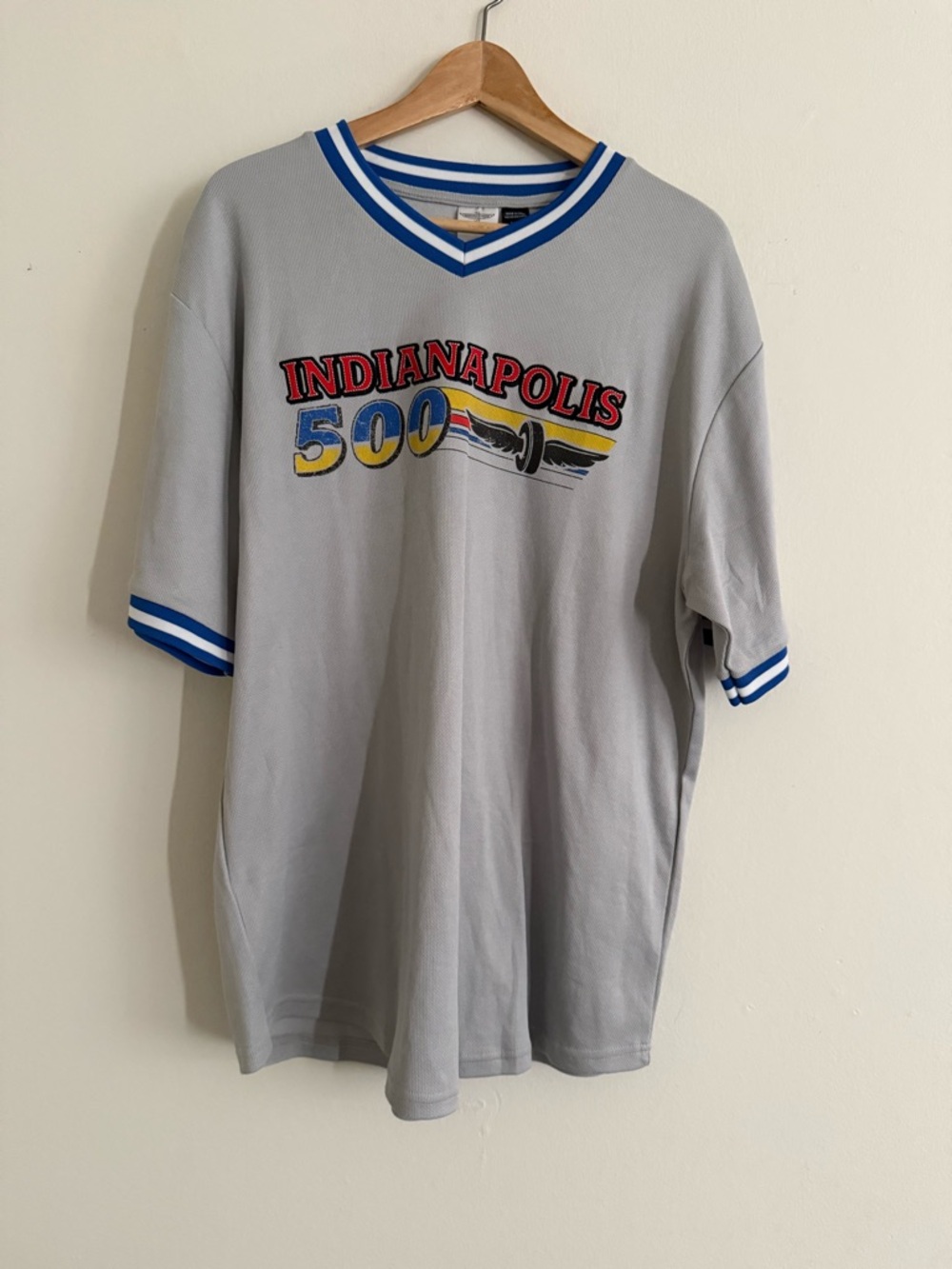 Indianapolis 500 Grey Graphic V-Neck